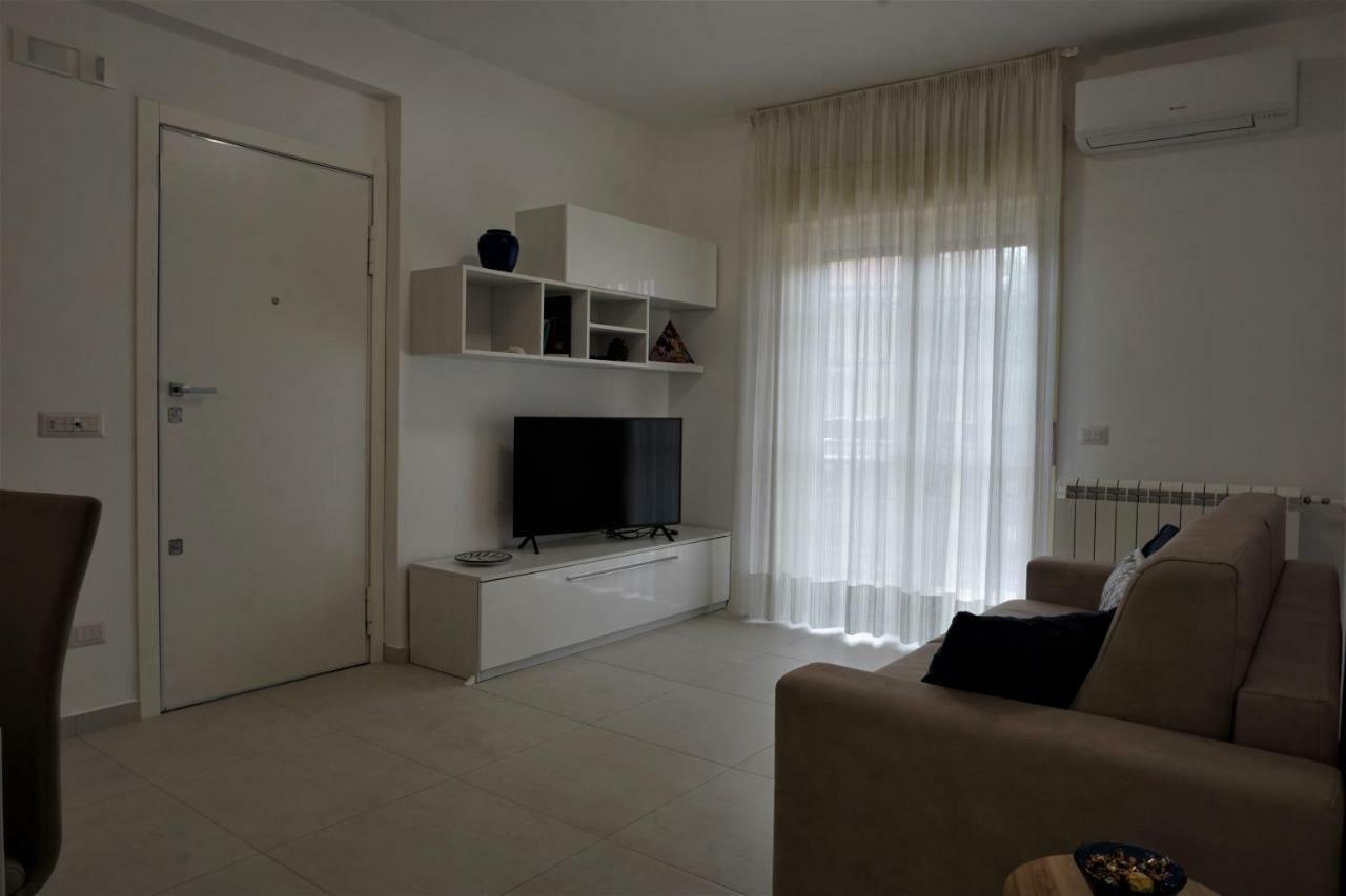 Casa Gise Apartment Ачи Кастело Екстериор снимка