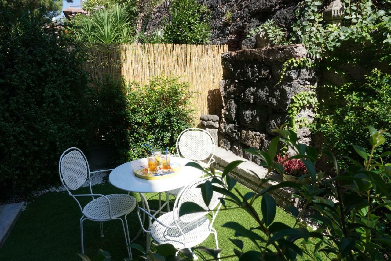 Casa Gise Apartment Ачи Кастело Екстериор снимка